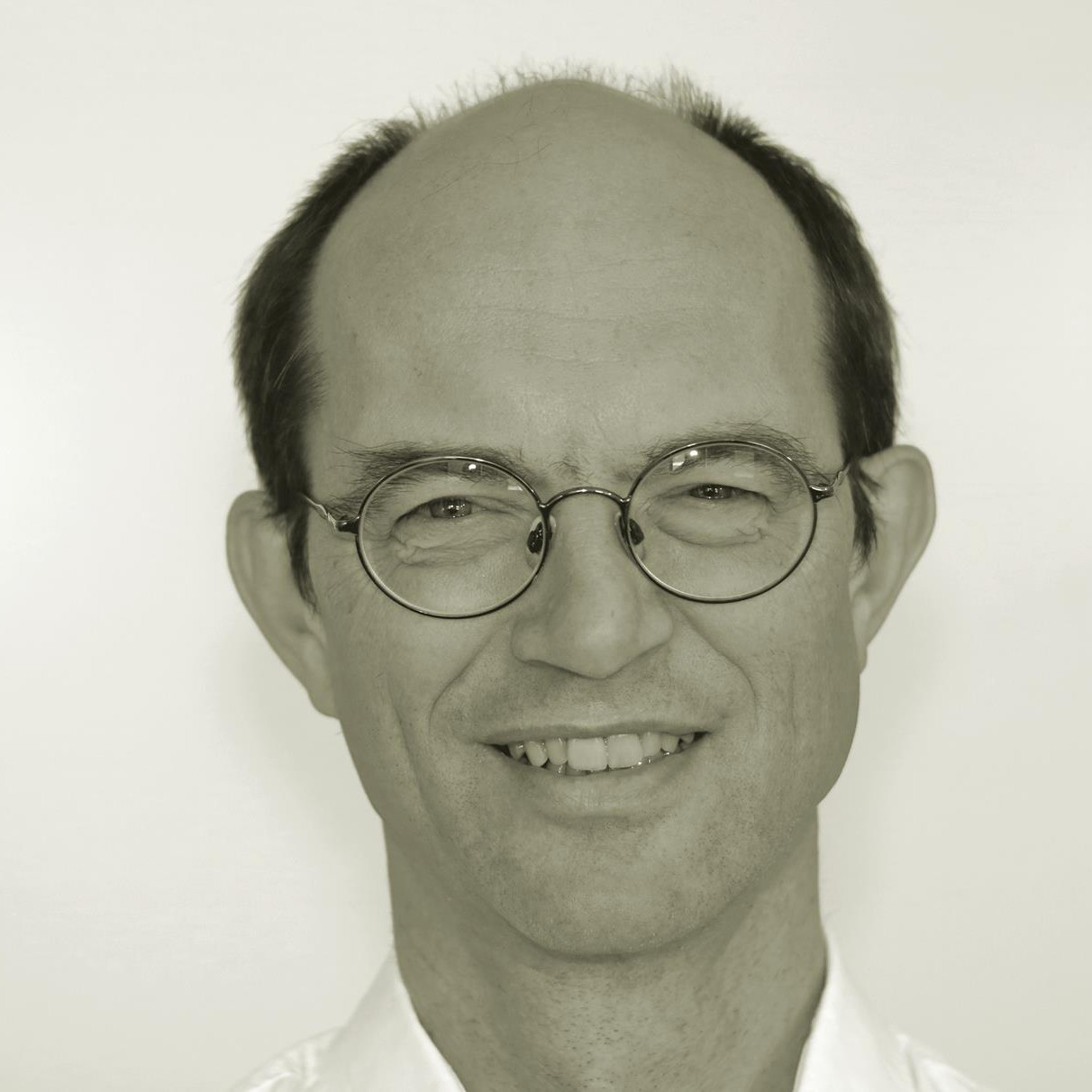 Prof. Dr. Rolf Tschernig